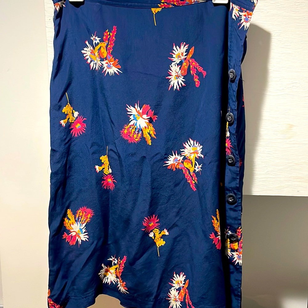 Never worn skirt from madewell! Perfect for spring!